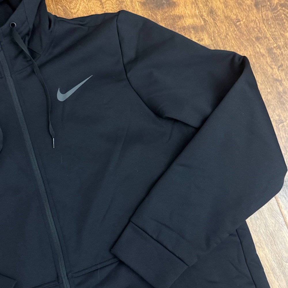 Nike Black Therma-Fit Performance Jacket with a hood Size XXL - Picture 4 of 17